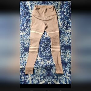 ALO Yoga High-Waist Legit Legging - Size xs